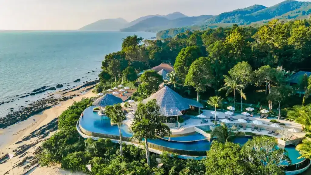 Where to stay in Phuket? The 9 best places to stay ๐น๐ญ 27 phuket wo am besten wohnen