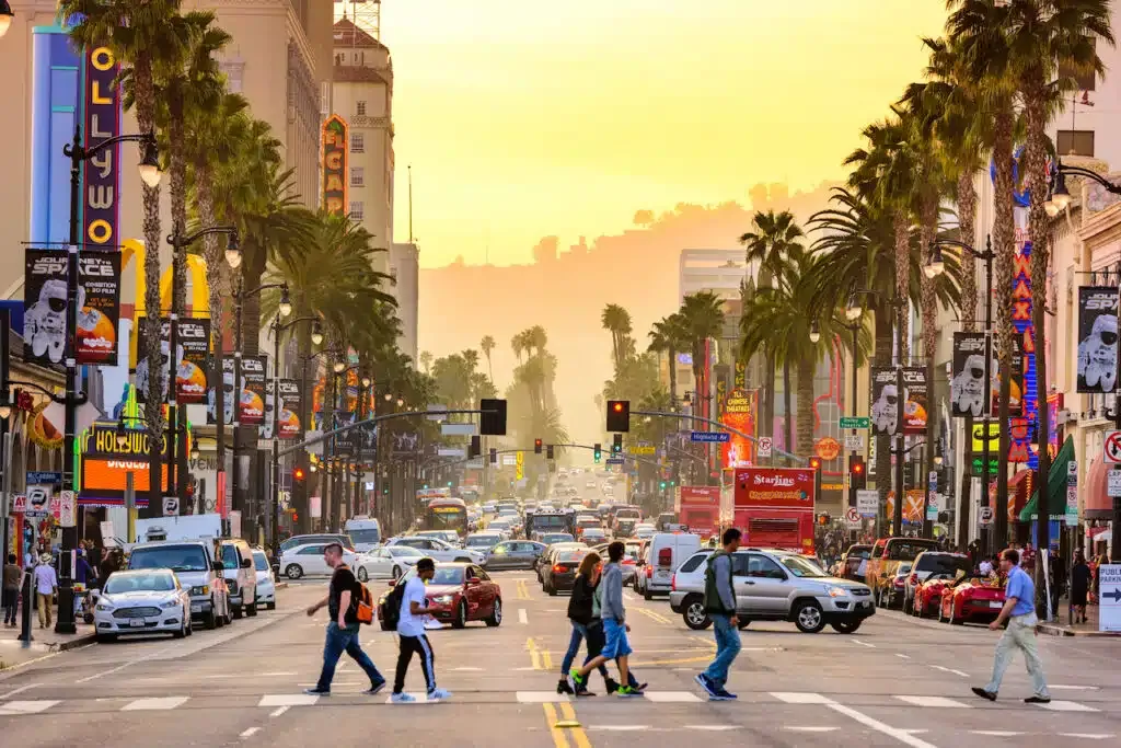 ¿Dónde alojarse en Los Ángeles? ¡Las 6 mejores zonas y lugares para alojarse y evitar! 🇺🇸 96 ¿Dónde alojarse en Los Ángeles? ¡Las 6 mejores zonas y lugares para alojarse y evitar! 🇺🇸 95