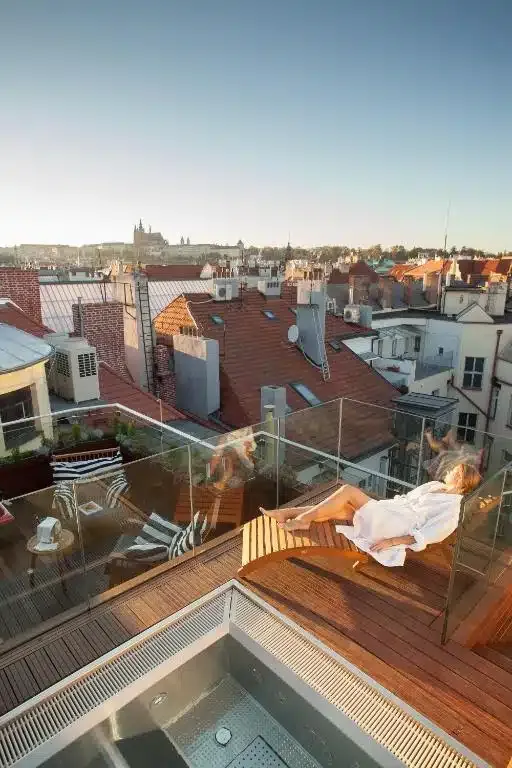 Where to stay in Prague? The 5 best places to stay (+ areas to avoid!) 🇨🇿 20 Where to stay in Prague? The 5 best places to stay (+ areas to avoid!) 🇨🇿 19