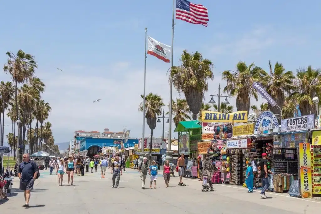 ¿Dónde alojarse en Los Ángeles? ¡Las 6 mejores zonas y lugares para alojarse y evitar! 🇺🇸 50 ¿Dónde alojarse en Los Ángeles? ¡Las 6 mejores zonas y lugares para alojarse y evitar! 🇺🇸 49