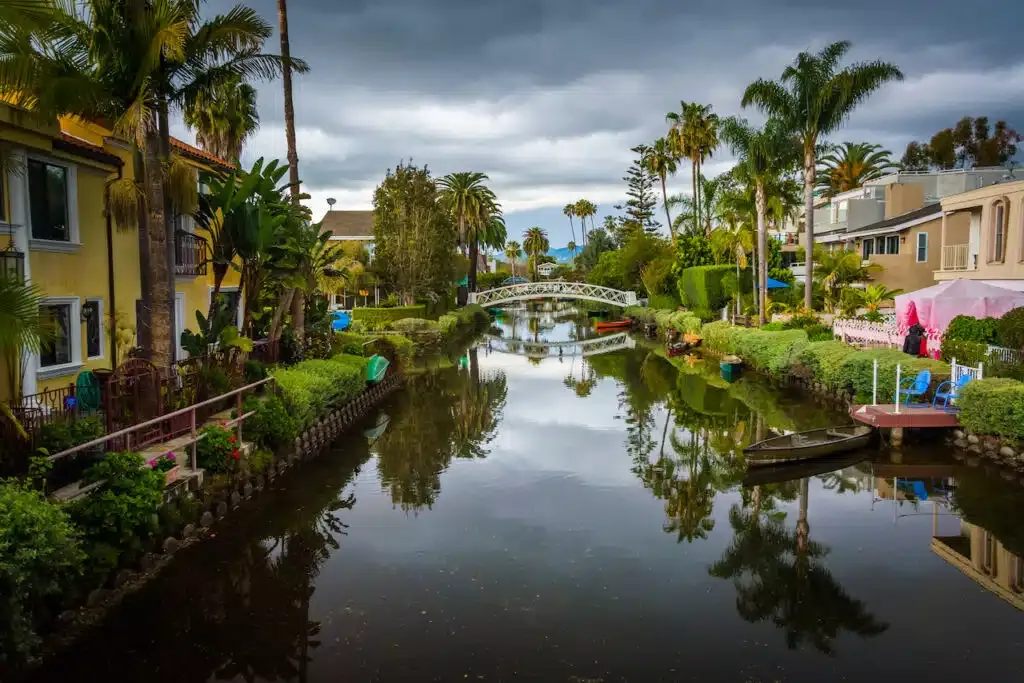 ¿Dónde alojarse en Los Ángeles? ¡Las 6 mejores zonas y lugares para alojarse y evitar! 🇺🇸 48 ¿Dónde alojarse en Los Ángeles? ¡Las 6 mejores zonas y lugares para alojarse y evitar! 🇺🇸 47