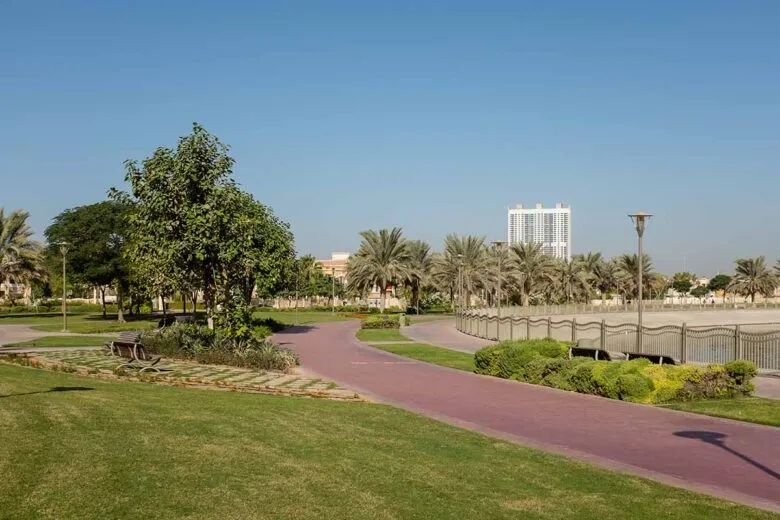 ¿Dónde alojarse en Dubai? Las 8 mejores zonas 🇦🇪 17 ¿Dónde alojarse en Dubai? Las 8 mejores zonas 🇦🇪 16