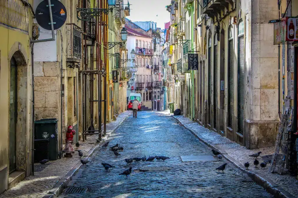 Onde ficar em Lisboa: 4 melhores áreas e guia de hotéis por um local 🇵🇹 26 Onde ficar em Lisboa: 4 melhores áreas e guia de hotéis por um local 🇵🇹 25