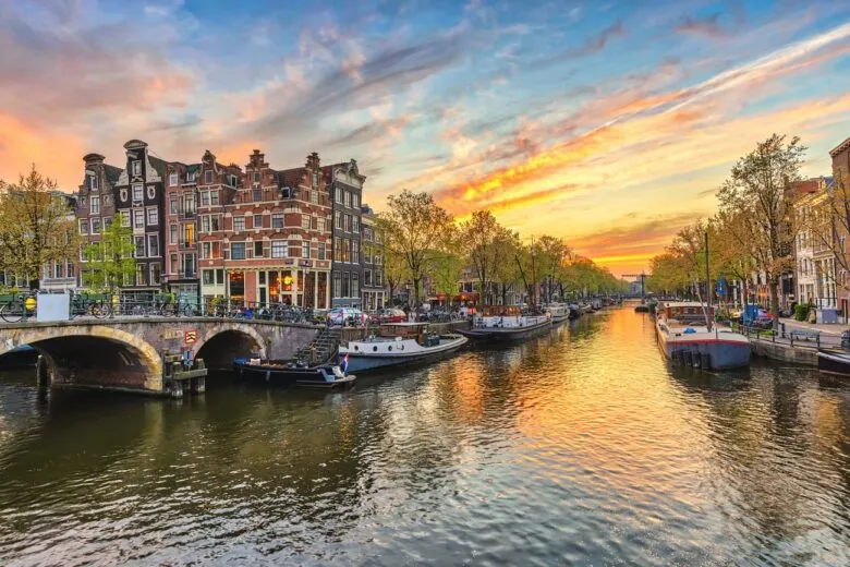 Wo kann man in Amsterdam übernachten? Die 10 besten Gegenden 🇳🇱 5 Wo kann man in Amsterdam übernachten? Die 10 besten Gegenden 🇳🇱 4