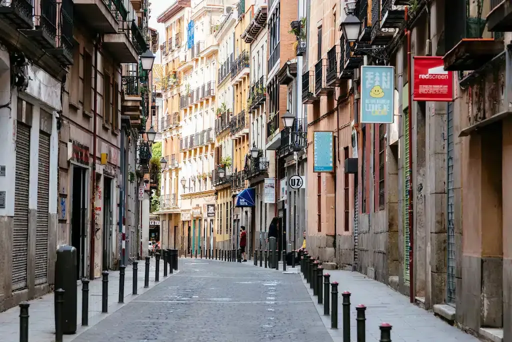 Onde ficar em Madri: melhores áreas e guia de hotéis 🇪🇸 34 Onde ficar em Madri: melhores áreas e guia de hotéis 🇪🇸 33