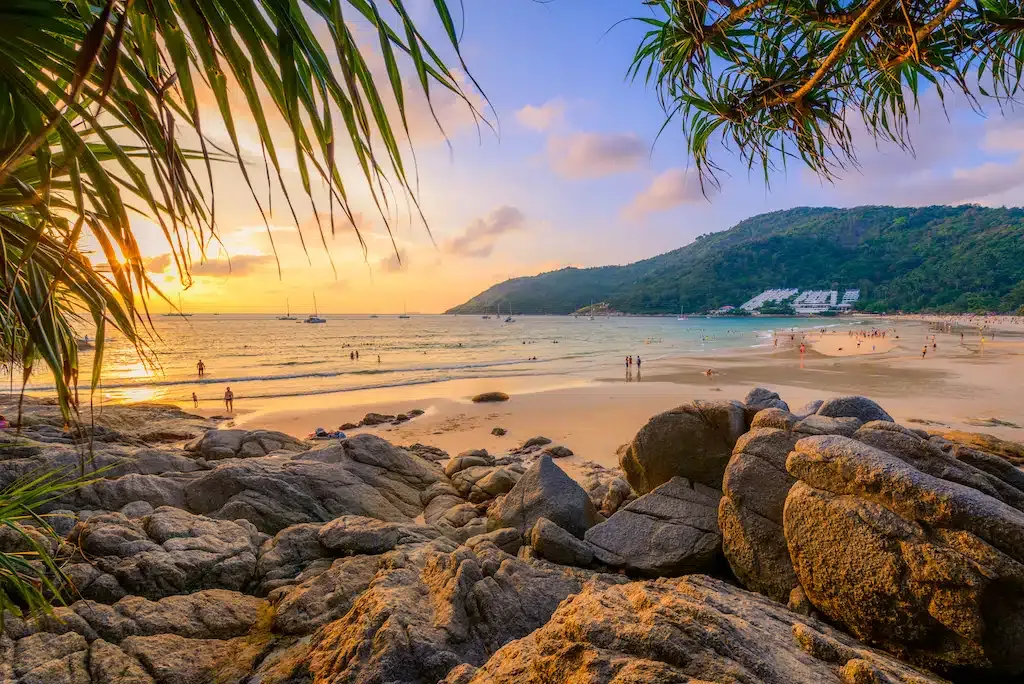 Where to stay in Phuket? The 9 best places to stay ๐น๐ญ 34 phuket wo am besten wohnen