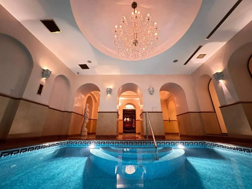 Where to stay in Prague? The 5 best places to stay (+ areas to avoid!) 🇨🇿 34 Where to stay in Prague? The 5 best places to stay (+ areas to avoid!) 🇨🇿 33