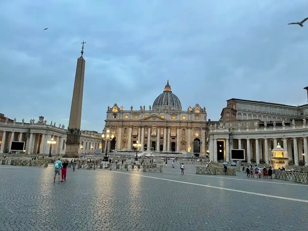 Wo kann man in Rom übernachten? 5 beste Gegenden und Orte zum Übernachten (+Vermeiden!) 🇮🇹 70 Wo kann man in Rom übernachten? 5 beste Gegenden und Orte zum Übernachten (+Vermeiden!) 🇮🇹 69