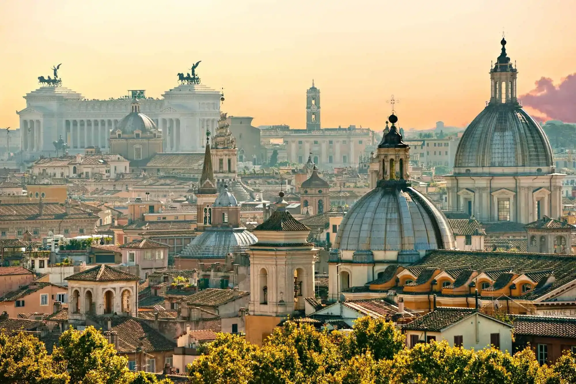 Wo kann man in Rom übernachten? 5 beste Gegenden und Orte zum Übernachten (+Vermeiden!) 🇮🇹 2 Wo kann man in Rom übernachten? 5 beste Gegenden und Orte zum Übernachten (+Vermeiden!) 🇮🇹 1