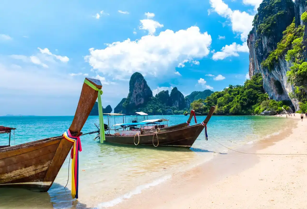 Where to stay in Krabi? The 6 best areas and places to stay 🇹🇭 1 Wo kann man in Krabi übernachten? Die 6 besten Gegenden und einzigartigen Orte zum Übernachten 🇹🇭