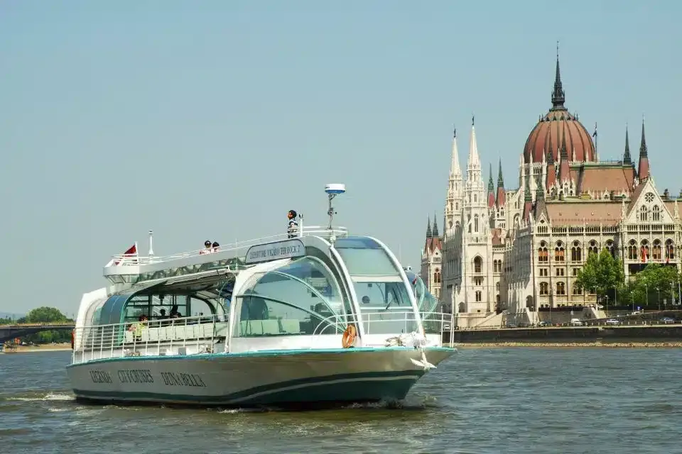 Where to stay in Budapest? The 5 best areas and places in Hungary's capital 🇭🇺 10 Where to stay in Budapest? The 5 best areas and places in Hungary's capital 🇭🇺 9