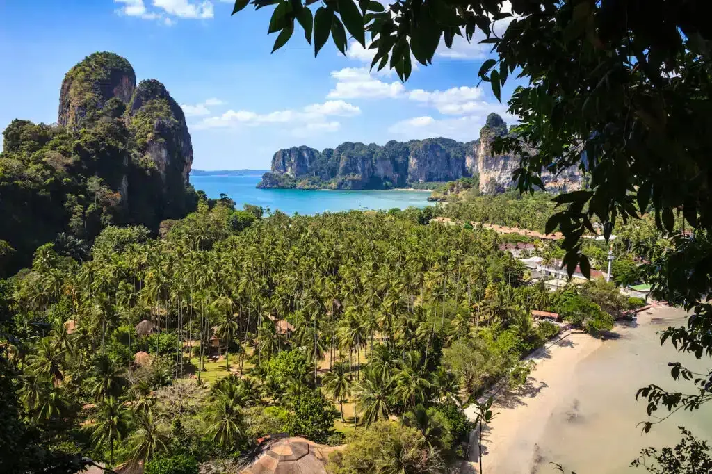 Where to stay in Krabi? The 6 best areas and places to stay 🇹🇭 18 Where to stay in Krabi? The 6 best areas and places to stay 🇹🇭 17