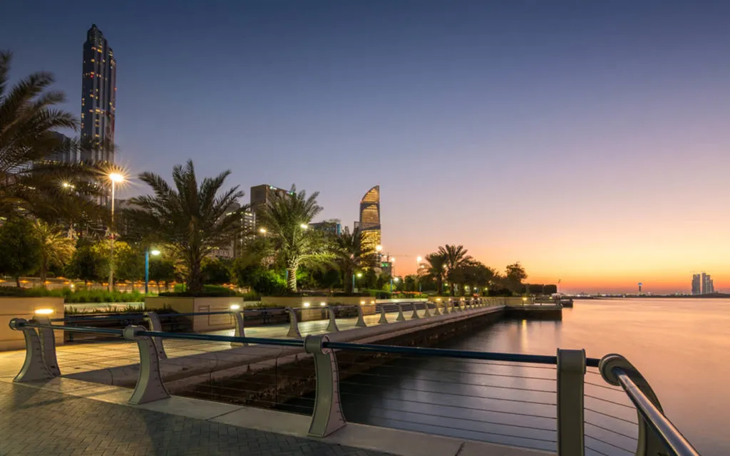 Where to stay in Abu Dhabi? - The 5 best areas and hotels in Abu Dhabi ๐ฆ๐ช 4 Where to stay in Abu Dhabi? - The 5 best areas and hotels in Abu Dhabi ๐ฆ๐ช 3