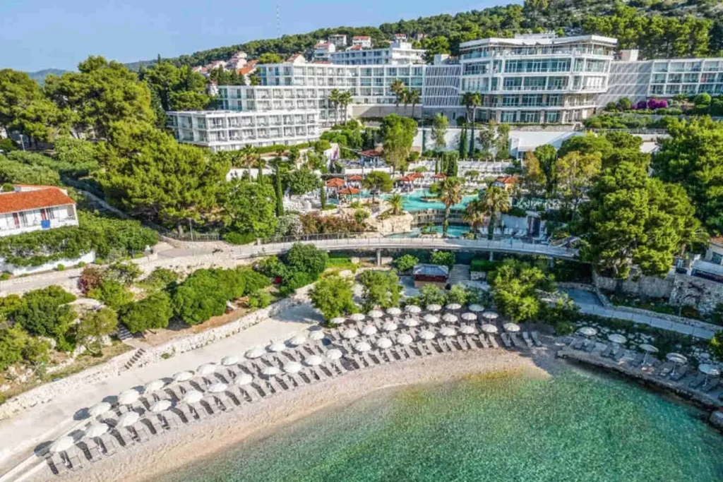 Where to Stay in Hvar, Croatia: 8 best Areas + Hotels ๐ญ๐ท 72 Where to Stay in Hvar, Croatia: 8 best Areas + Hotels ๐ญ๐ท 71