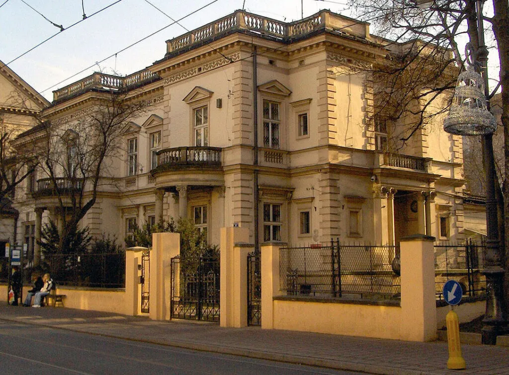 Onde ficar em Cracóvia: Melhores áreas e guia de hotéis 🇵🇱 16 Onde ficar em Cracóvia: Melhores áreas e guia de hotéis 🇵🇱 15