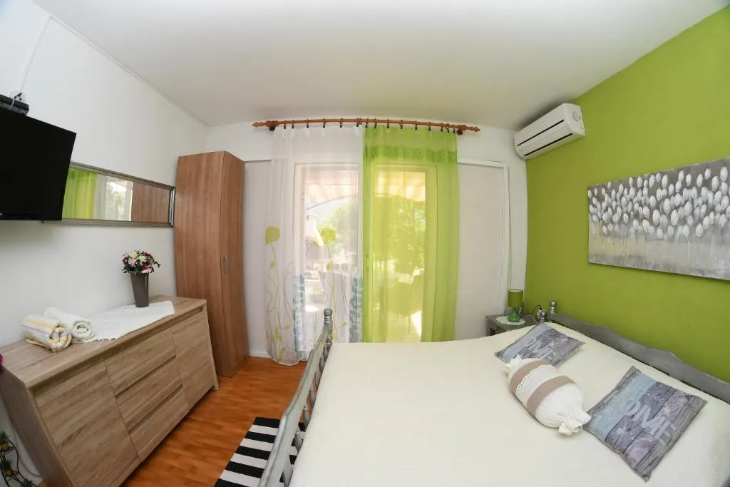 Where to Stay in Hvar, Croatia: 8 best Areas + Hotels ๐ญ๐ท 34 Where to Stay in Hvar, Croatia: 8 best Areas + Hotels ๐ญ๐ท 33