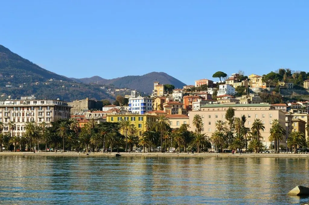 Onde ficar em Cinque Terre Itália 🇮🇹: As 6 melhores áreas 14 Onde ficar em Cinque Terre Itália 🇮🇹: As 6 melhores áreas 13